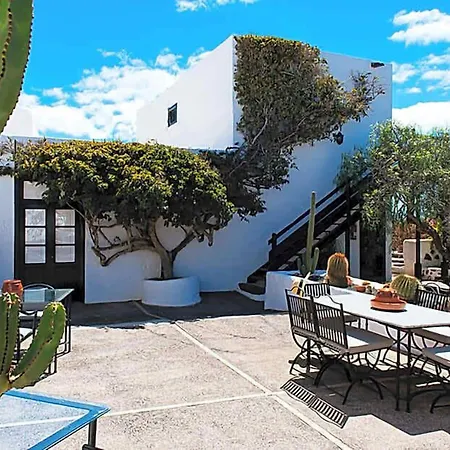 Norfolk Plaza Hotel-3