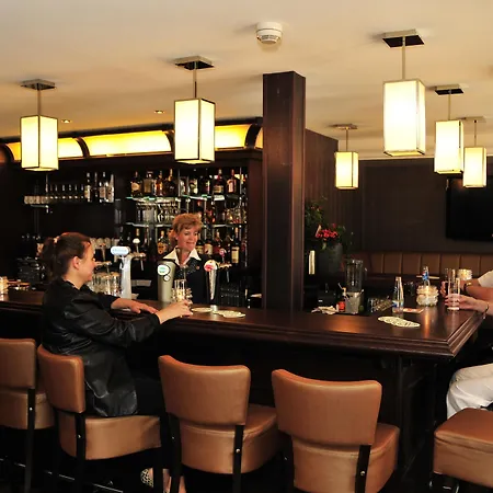 Boutique Hotel Chariot - Amsterdam Schiphol Airport-2