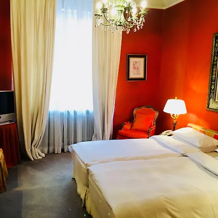 Hotel Opera-2