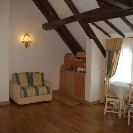 Hotel Villa Laguna-2