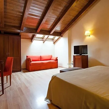 Hotel Camelia-3