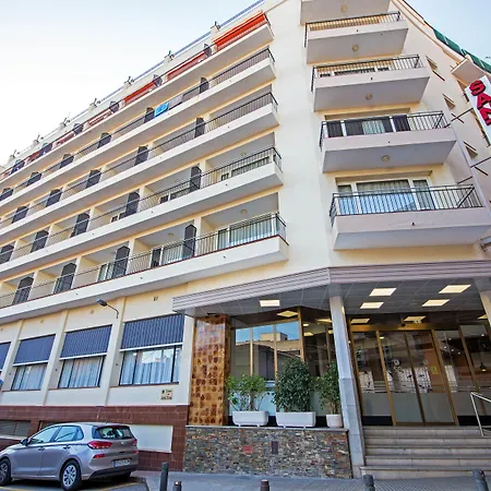 Hotel Lloret Santa Rosa By Pierre & Vacances-3