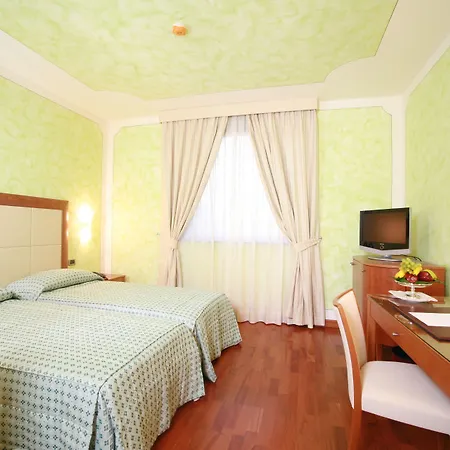 Grand Hotel Del Parco - Bergamo Airport-2
