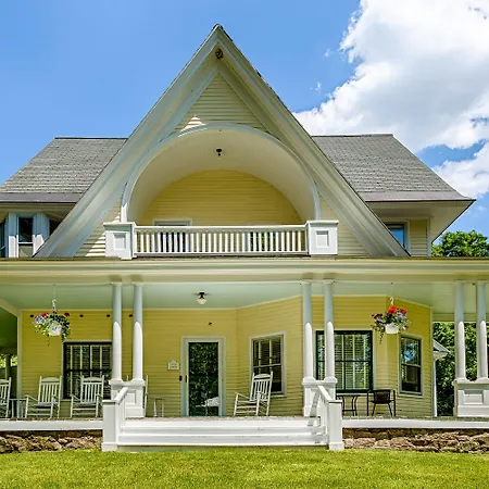 Noble House Inn-3