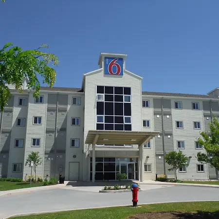 Motel 6-Kingston, On-2