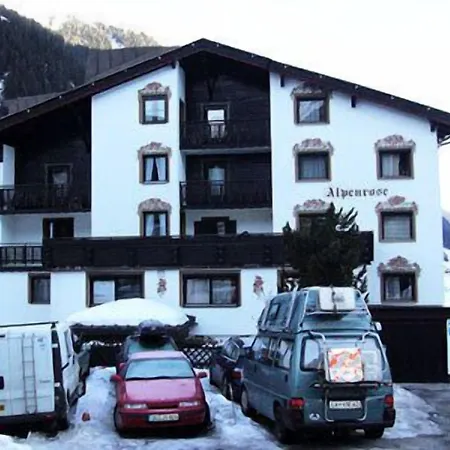 Hotel Garni Alpenrose-2