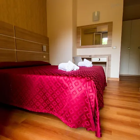 Hotel Monica-2