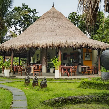 Surya Shanti Villa Sidemen-3