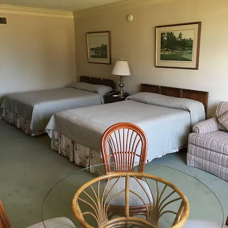 The Inn At Houndslake-2