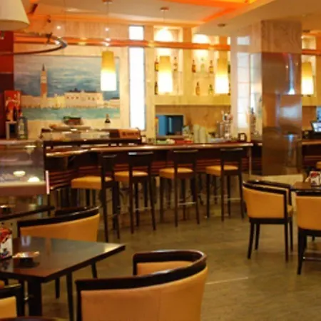 Hotel Doho-3
