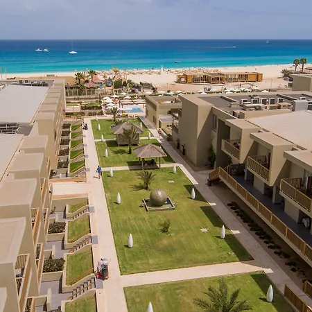 Oasis Salinas Sea-3
