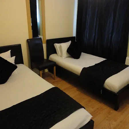 City View Hotel - Roman Road Market-2