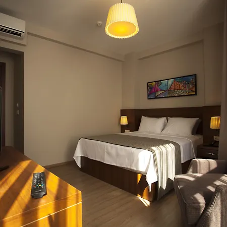 Cordis Residence-3
