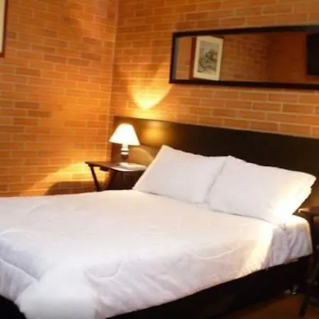 Hotel Hk Kozy Sas-3