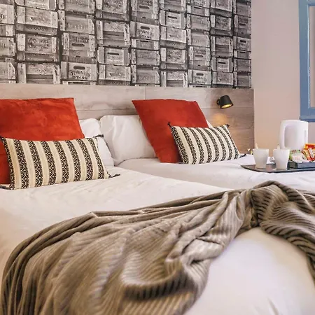 Bypillow Wander (Adults Only)-2