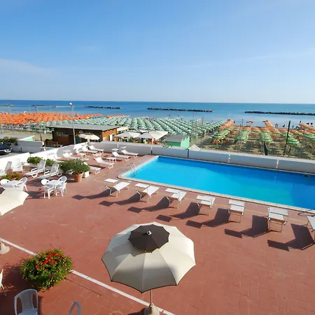 Hotel Embassy-2