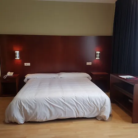 Hotel Arcea Villaviciosa-3
