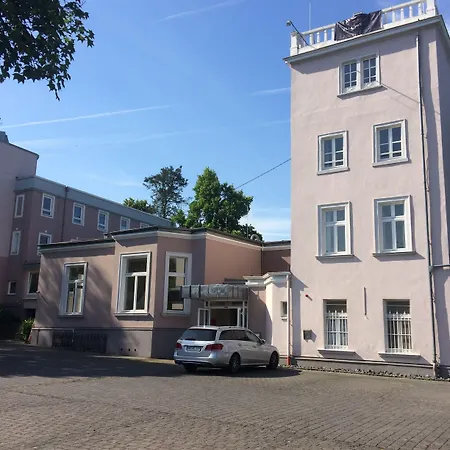 Hotel Villa von Sayn Rheinbreitbach-2