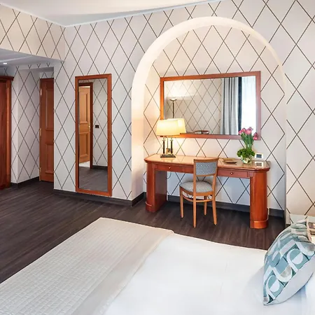 Starhotels Majestic-3