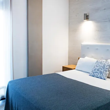 Aparthotel Rambla108-3