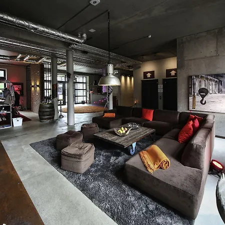 Altes Stahlwerk Business & Lifestyle Hotel-3