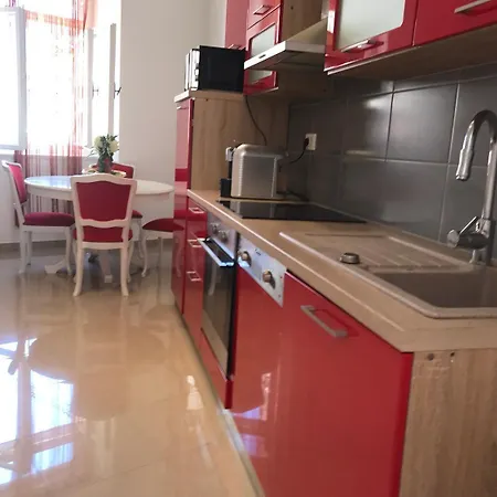 Pula Antic Rooms In Center (Adults Only)-3