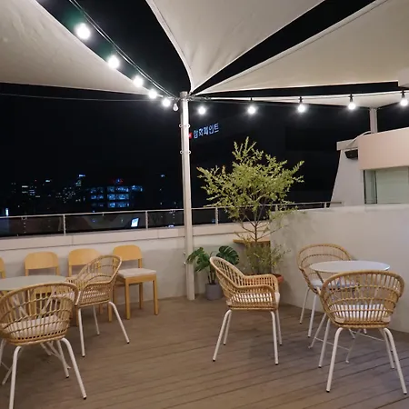 Tong Tong Petit Hotel-2