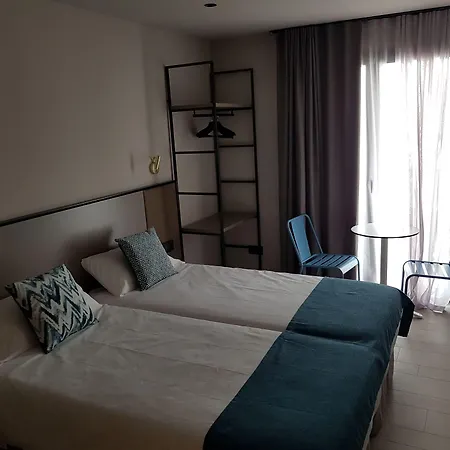 Hotel Torrent-2