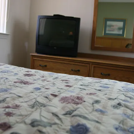 Affordable Suites Shelby-2