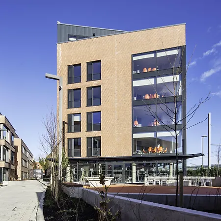 Highfield House-3