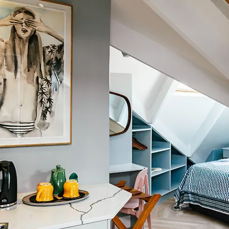 Pineapple House Boutique Hotel-3