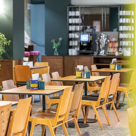 Magdas Hotel Vienna City - First Social Business Hotel In Austria-3