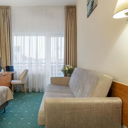 Hotel Wodnik-2