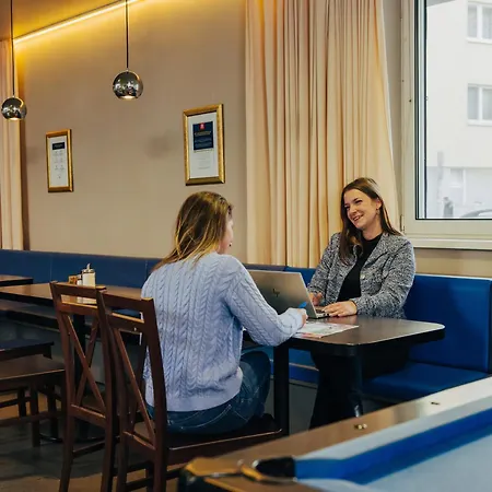 Meininger Hotel Wien Downtown Sissi-3