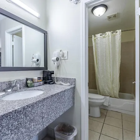 Travelodge By Wyndham Jackson I-40 Exit 82-3