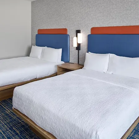 Hampton Inn Vernon-2
