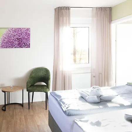 Land-gut-Hotel Waldesruh-3