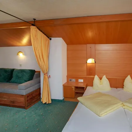 Hotel Edelweiss-3