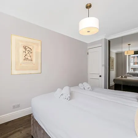 Curzon Street By Mansley-2