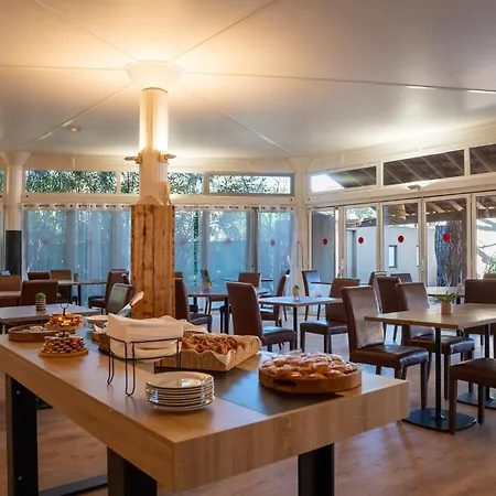 Marina Hotel Club-3