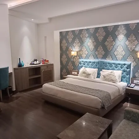 Ab Clarks Inn Jalandhar-3