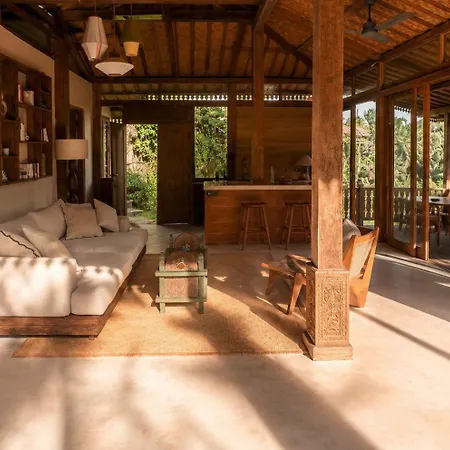 Surya Shanti Villa Sidemen-2