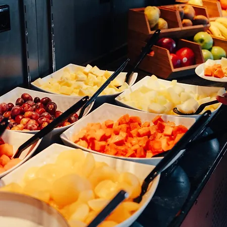 Star Inn Lisbon Airport-3