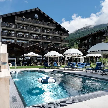 Le Mirabeau Resort & Spa-2