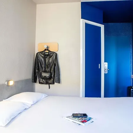 Ibis Budget Paris Porte De Montmartre-3