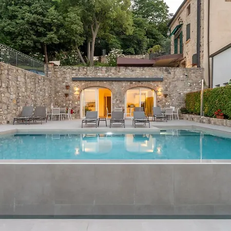 Borgo Petrarca-3