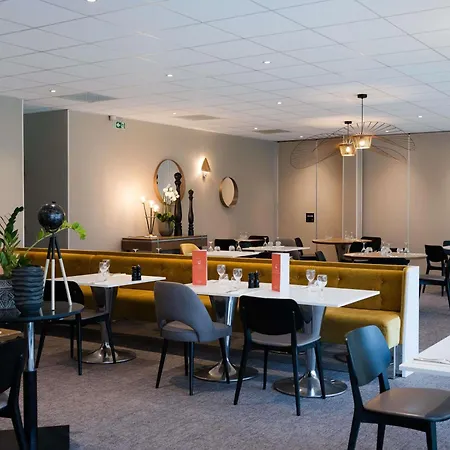 Novotel Bayeux-3