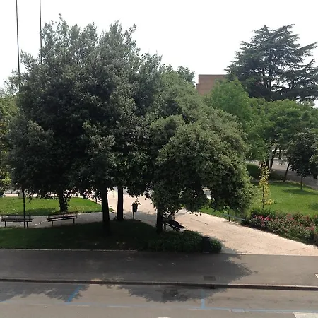 Ai Giardini Rooms-2