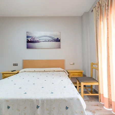 Olympia Ronda Hostel-3