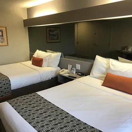 Microtel Inn By Wyndham Louisville East-2